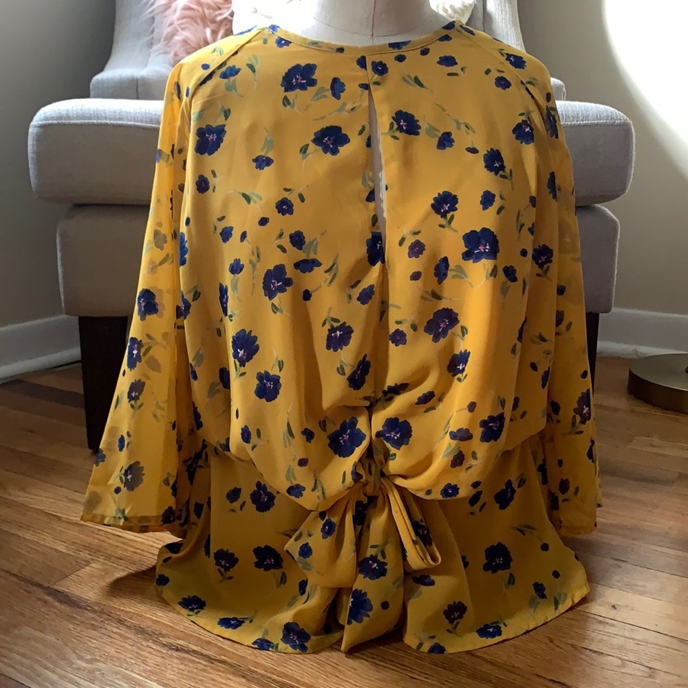 Francesca’s Floral Blouse